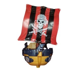 Toy pirate boat